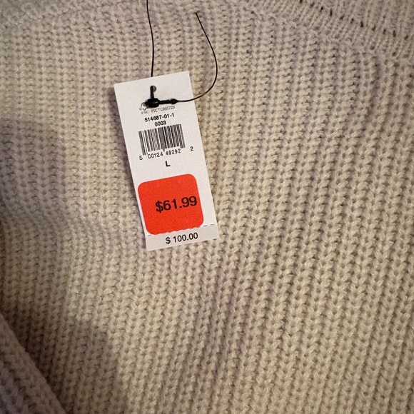 Banana Republic Factory Sweater - Picture 4 of 4